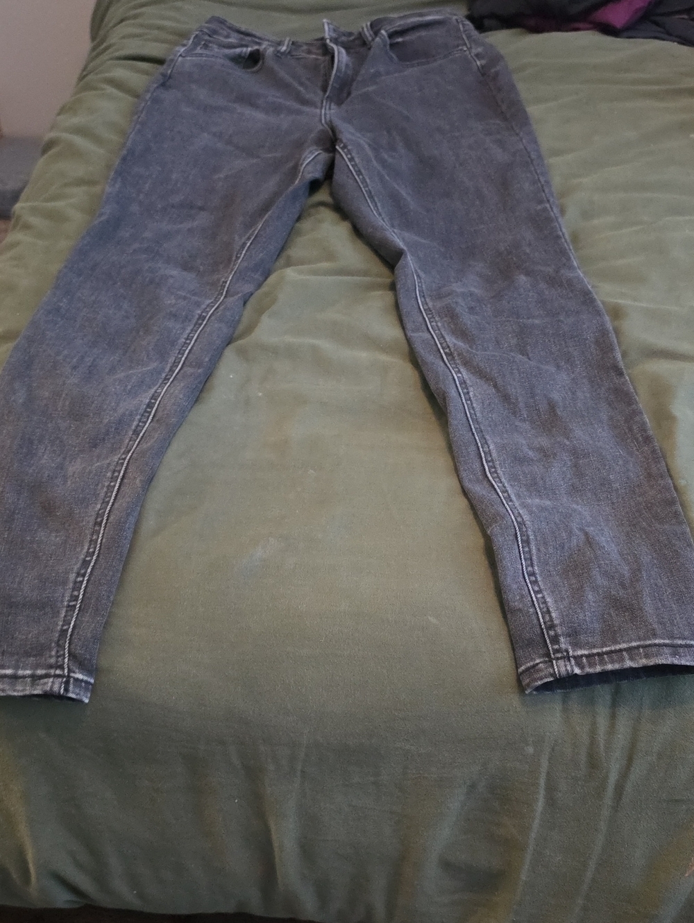 Classic Dark Wash Jeans - Casual Skinny Fit